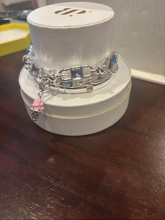 Spring Stack: Sugar Cone Sparkle - Picture 3 of 3